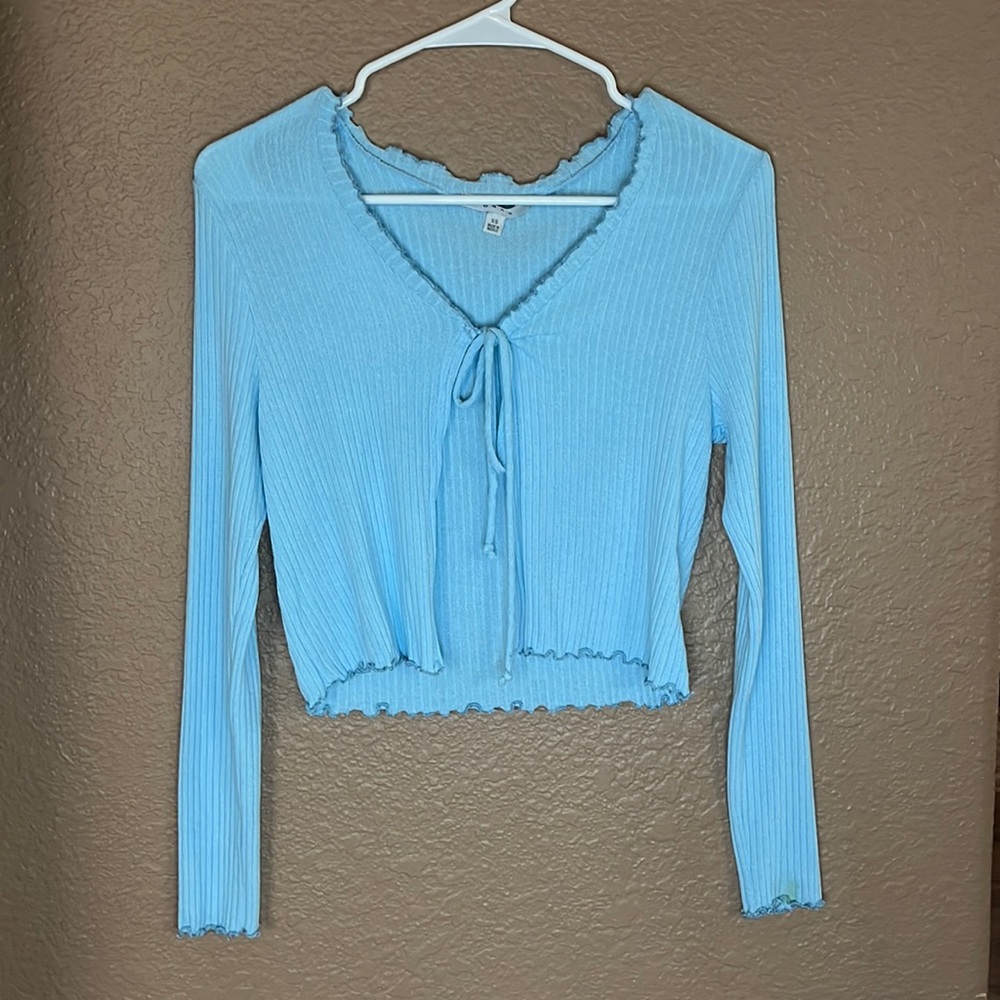 Size extra small cropped cardigan